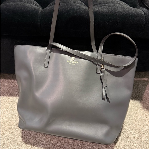kate spade Handbags - Kate Spade Charcoal Leather Tote